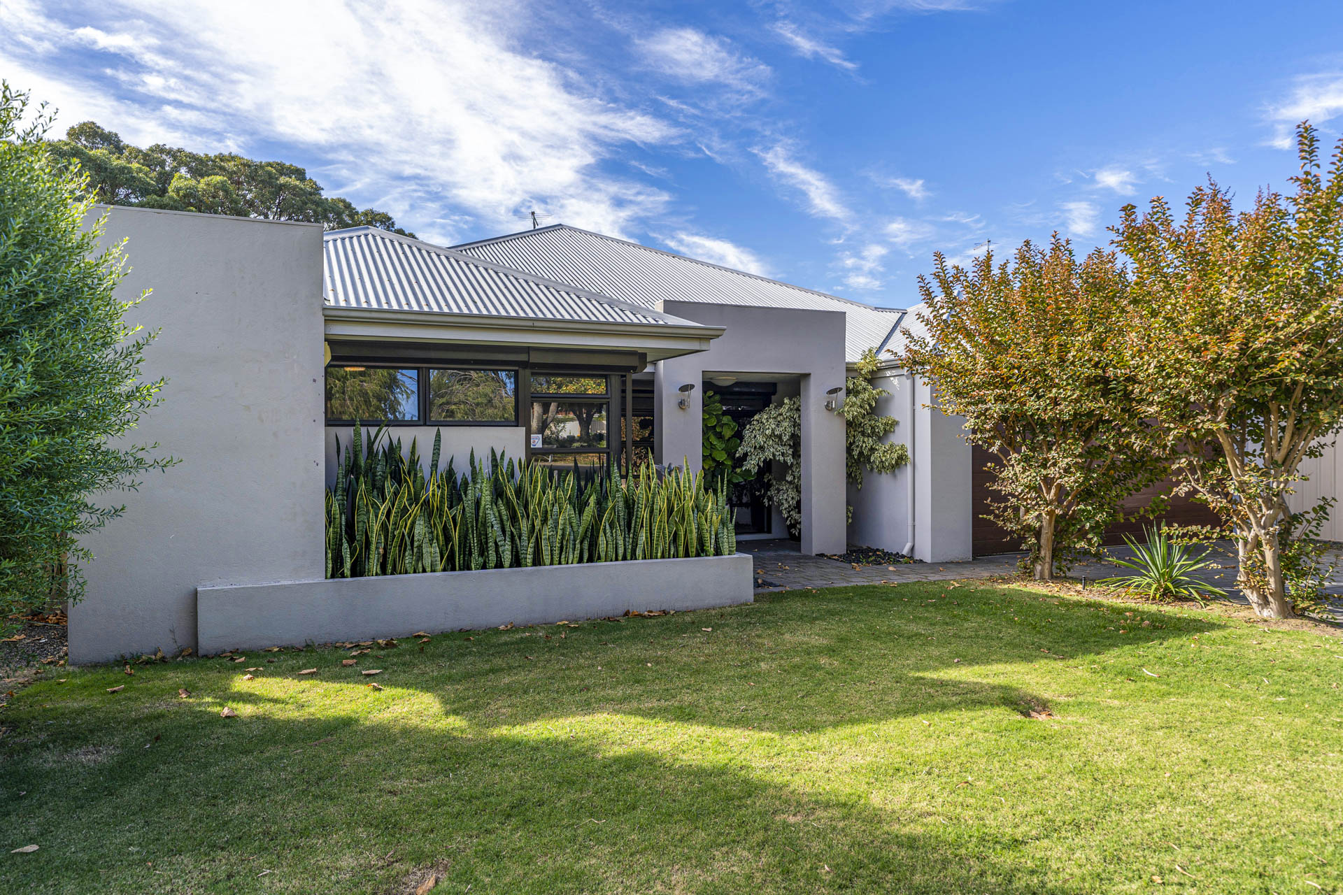 Selling your home through Arcadia Sales